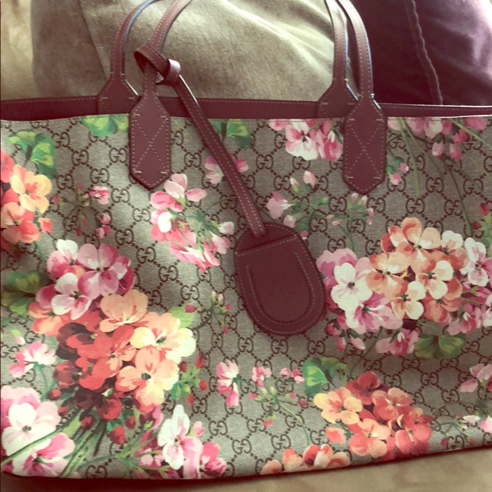 Authentic Gucci tote